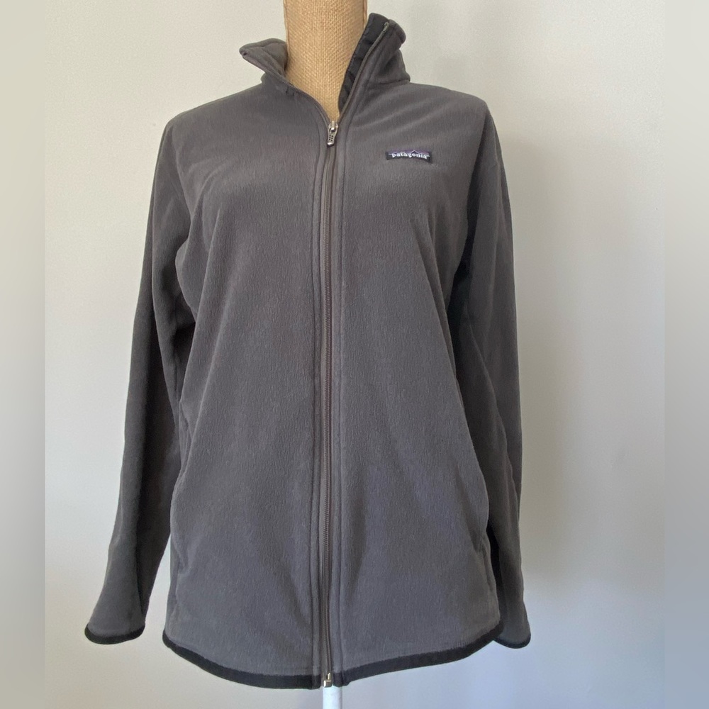 Men’s Patagonia fleece jacket